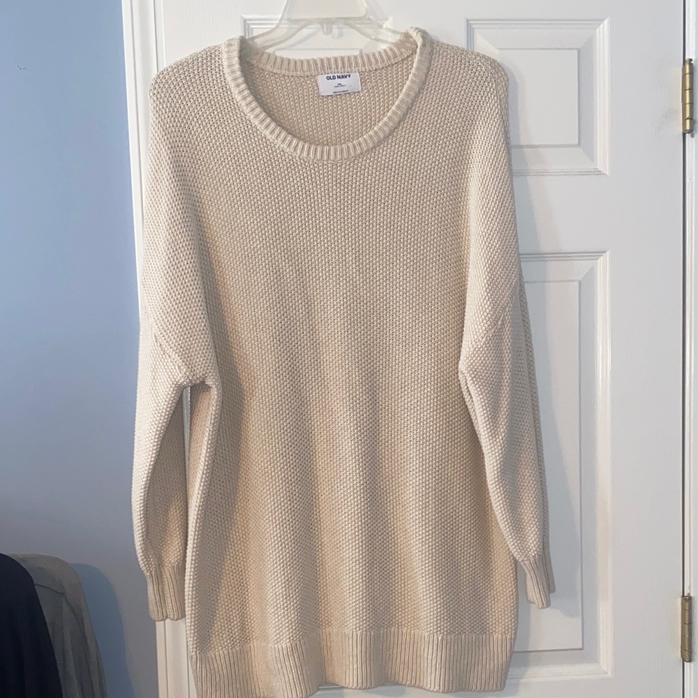 Old Navy Cream Crewneck Knit Sweater NWOT